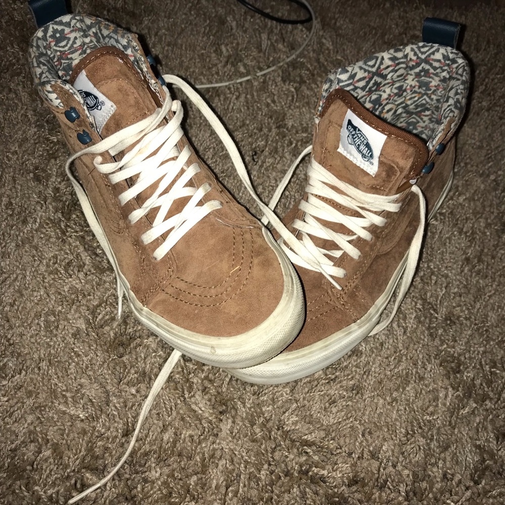 VANS High Ankle Sneakers
